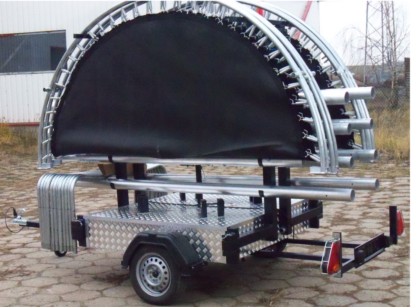 Mobile trampoline